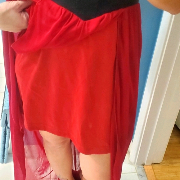 Strapless asymmetrical dress - Picture 4 of 6